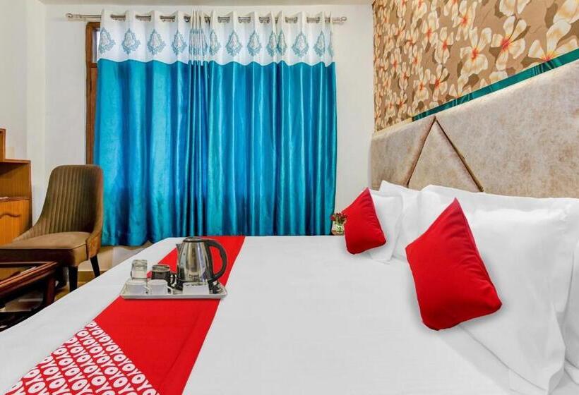 민박 Aston Shimla Hills