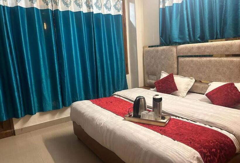 민박 Aston Shimla Hills