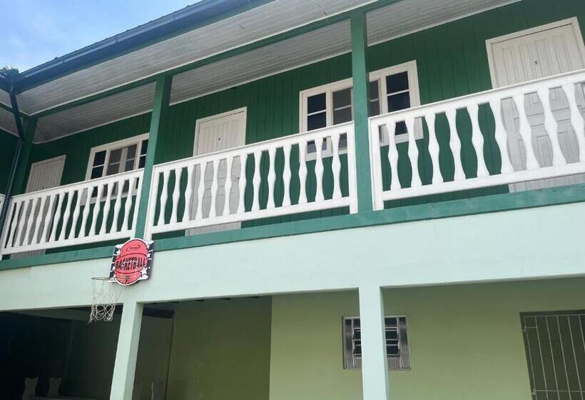 Hostel Praia De Fora