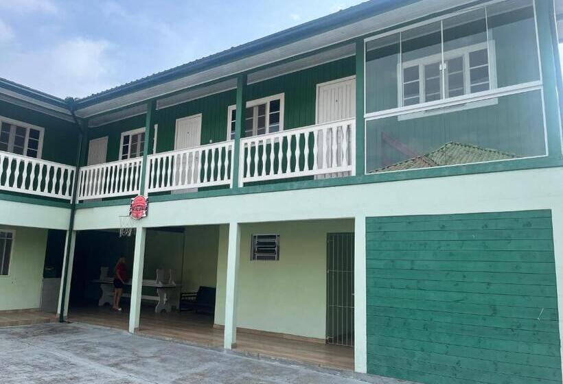 Hostel Praia De Fora