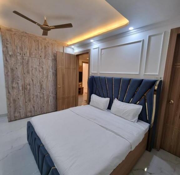 Hotelli 518 Anandam Clubhouse