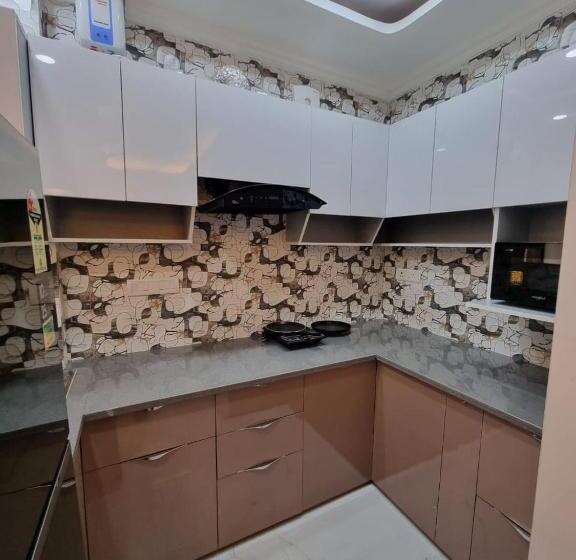 Hotelli 518 Anandam Clubhouse