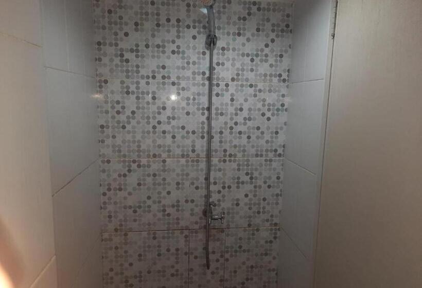 Szálloda Collection O 93386 Apartemen Grand Sentraland By Mira