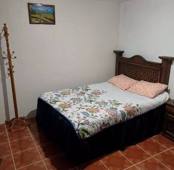 Kapselihotelli Hospedaje Escorza