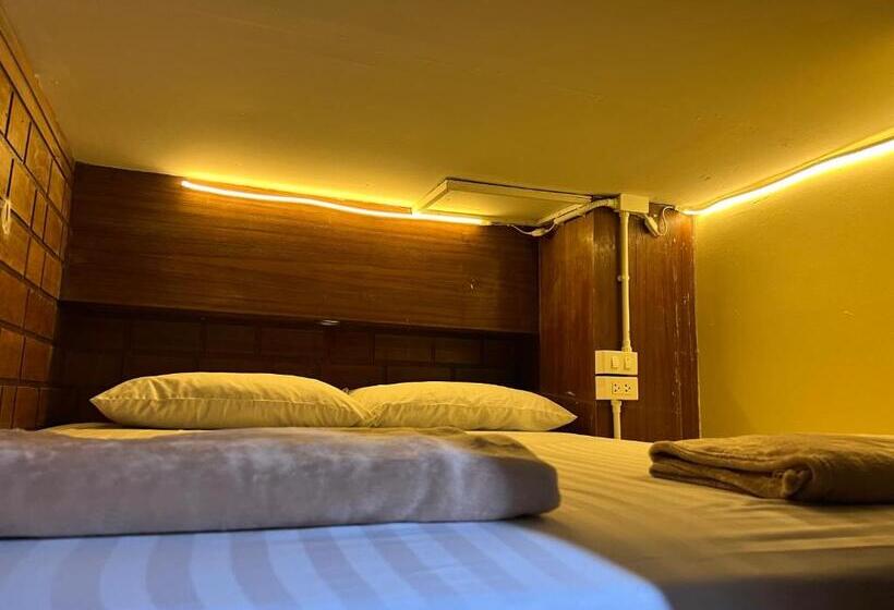 Kapselhotell Longdoo Hostel