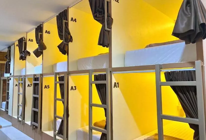 Kapselihotelli Longdoo Hostel