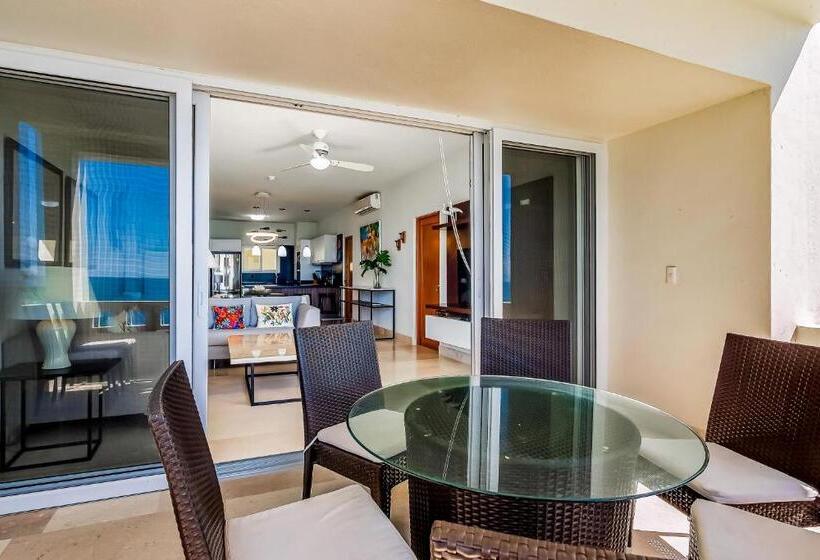 فندق Flamingos Beach 401