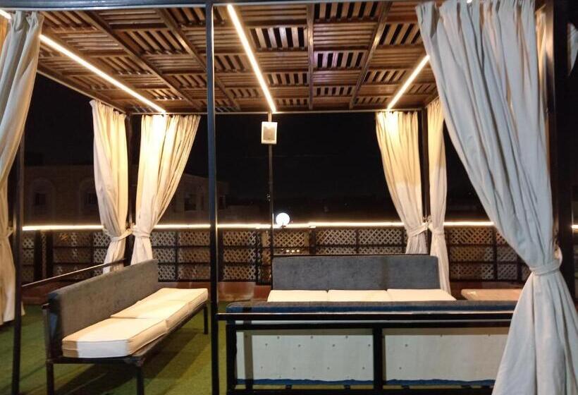 هتل Grand Pyramids View Inn