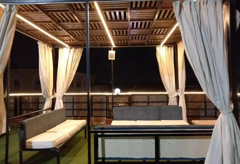هتل Grand Pyramids View Inn