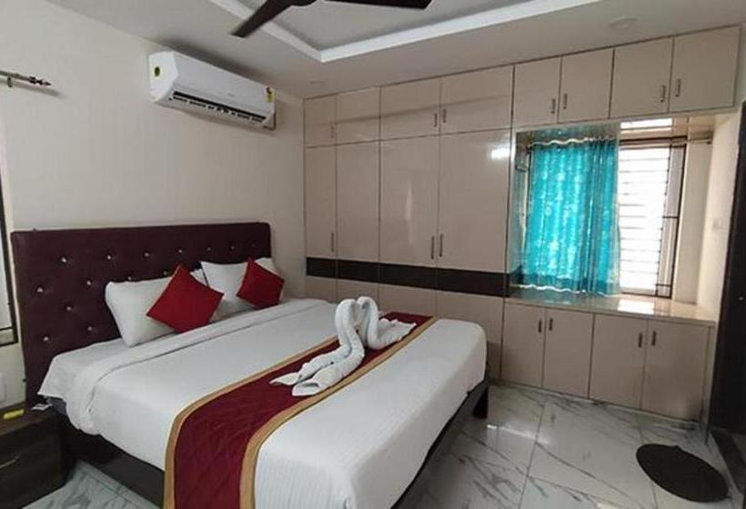 Hotelli Fabexpress 7 Hills Home Stay