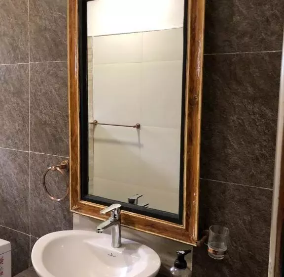 هتل Savwa Resort And Gardens
