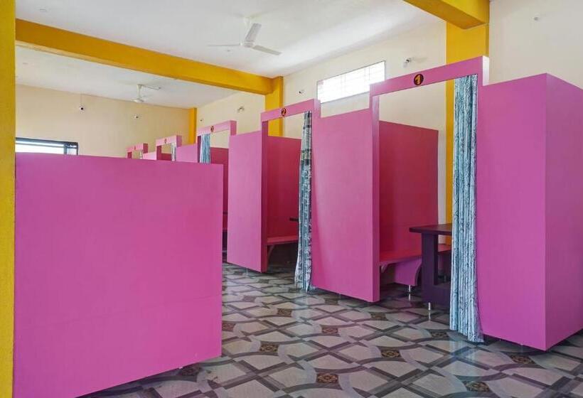 Szálloda Spot On Diwanji Resort