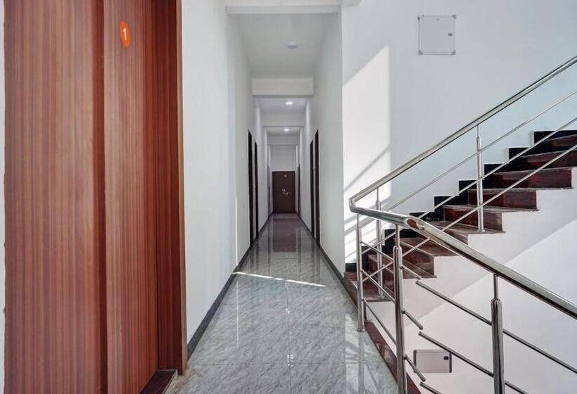 Szálloda Spot On Diwanji Resort