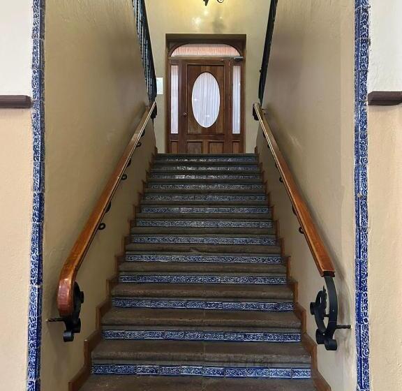 Отель Virreynal