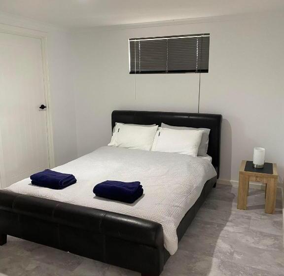 بنسيون Beresford Beach Retreat