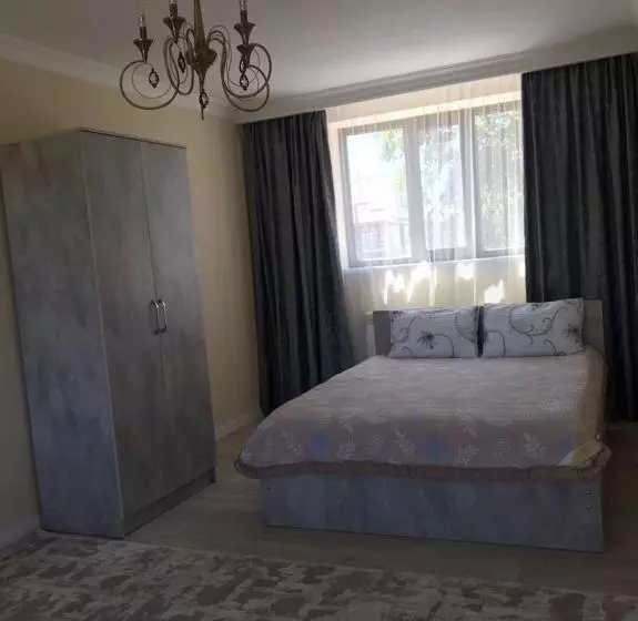 Majatalo Guest House Amanat