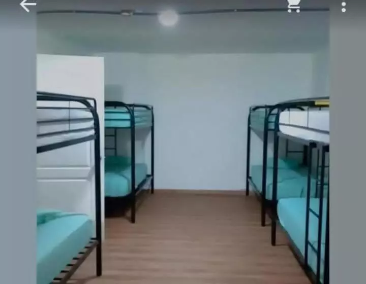 پانسیون Hostal Georgina