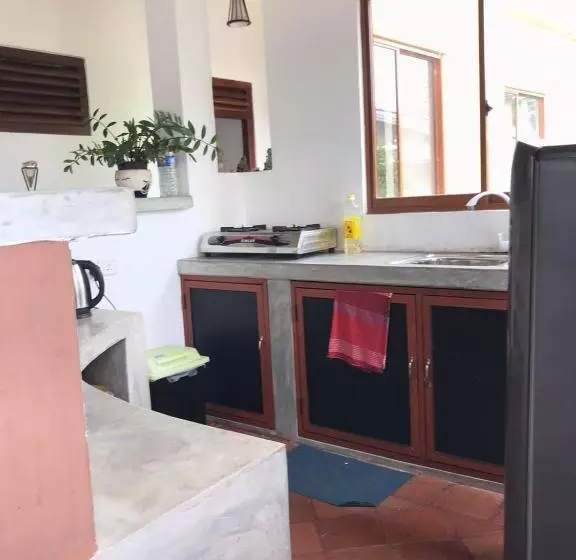 Majatalo Imesh Guest House