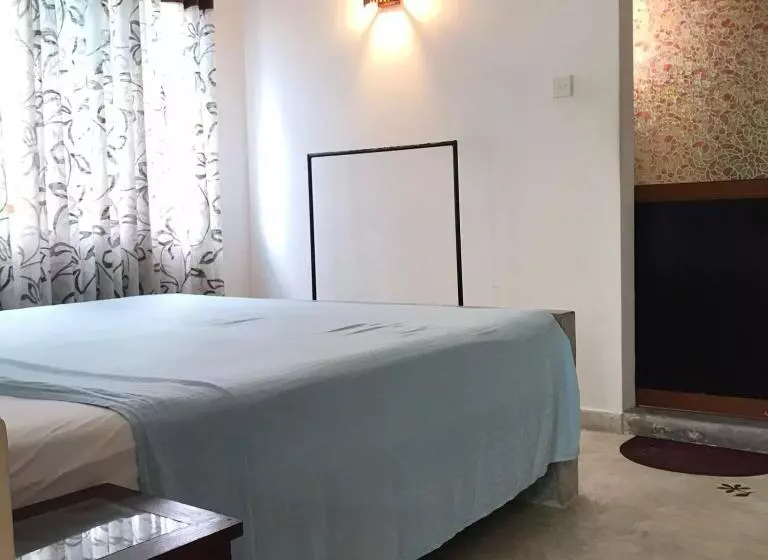 Majatalo Imesh Guest House
