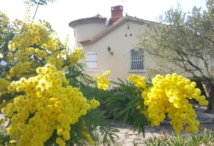 膳宿费 Le Relais Fleuri