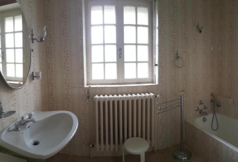 膳宿费 Le Relais Fleuri