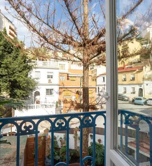 پانسیون Naim Guest House
