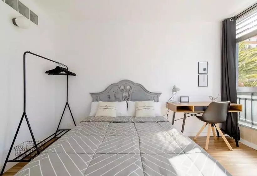 پانسیون Dialezholidays   Coliving Los Principes