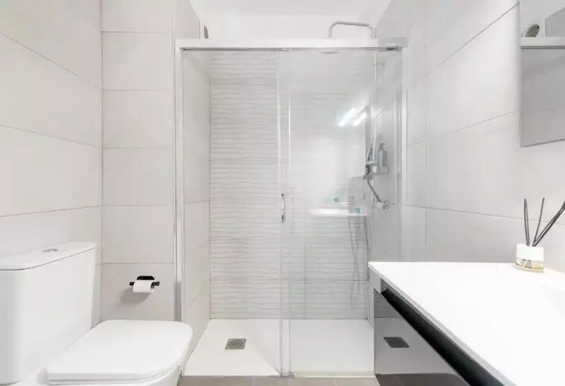 پانسیون Dialezholidays   Coliving Los Principes