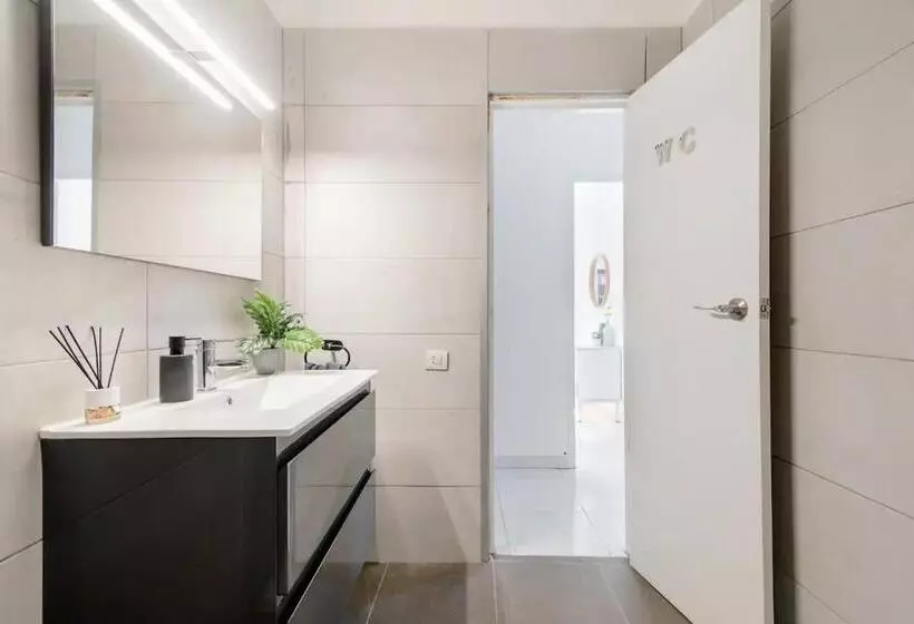 پانسیون Dialezholidays   Coliving Los Principes