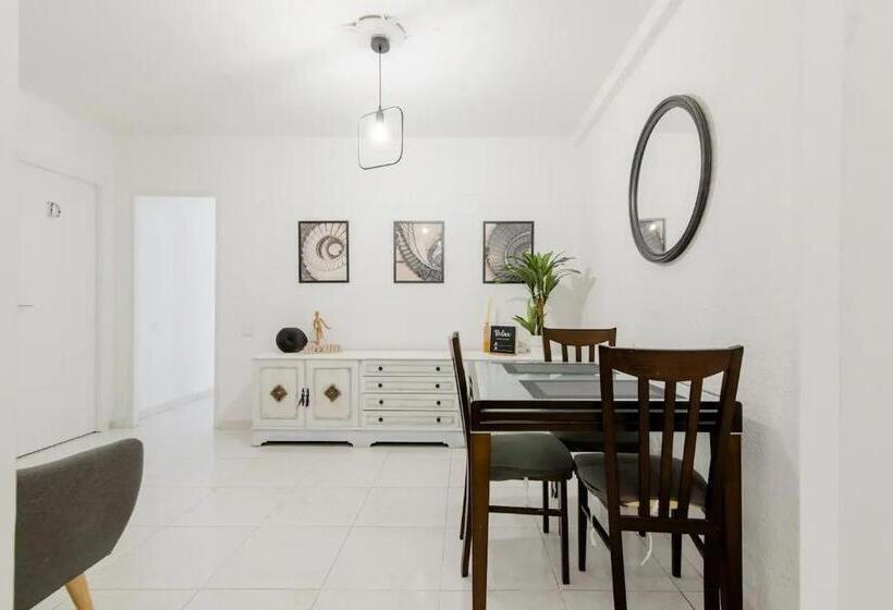 پانسیون Dialezholidays Coliving Los Principes