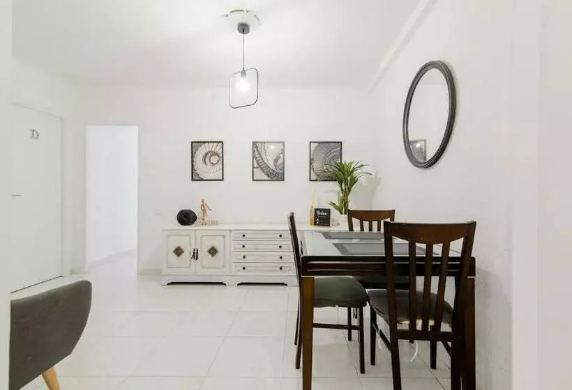 پانسیون Dialezholidays   Coliving Los Principes