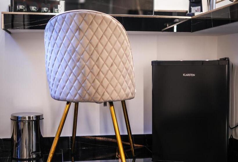 پانسیون Superior Suite Palermo