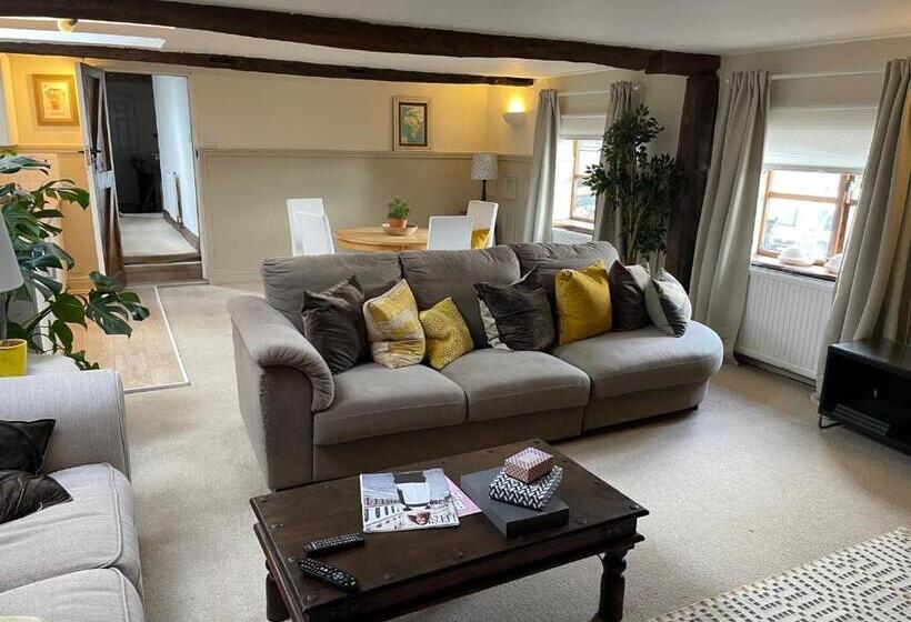 膳宿费 The Green Dragon