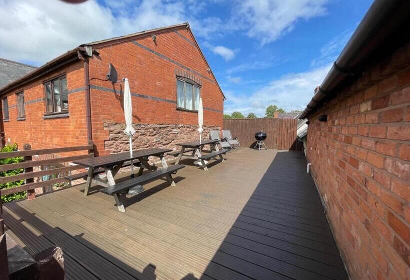 膳宿费 The Green Dragon