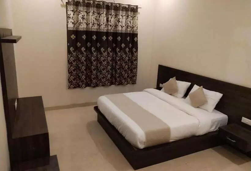 Red Berry Resort