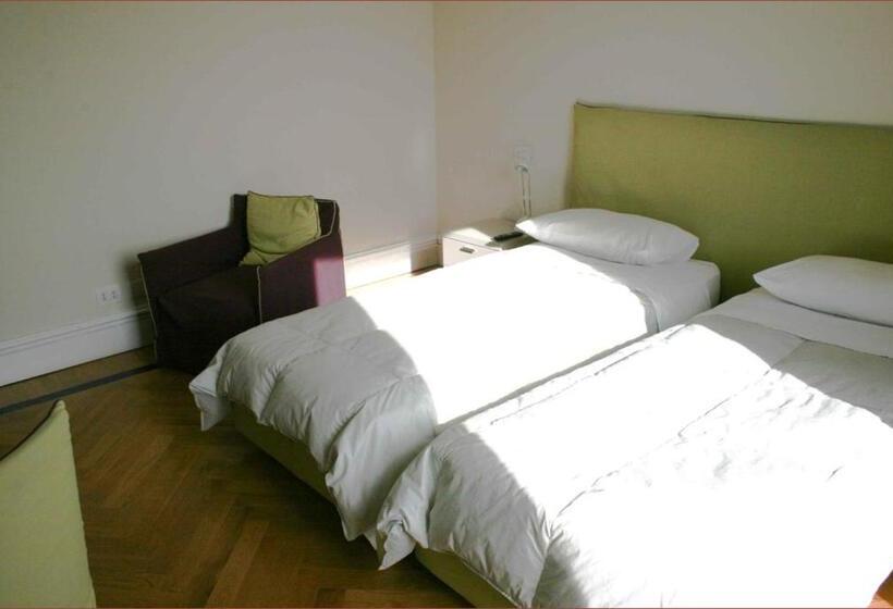 Residence Gli Angioini Srl