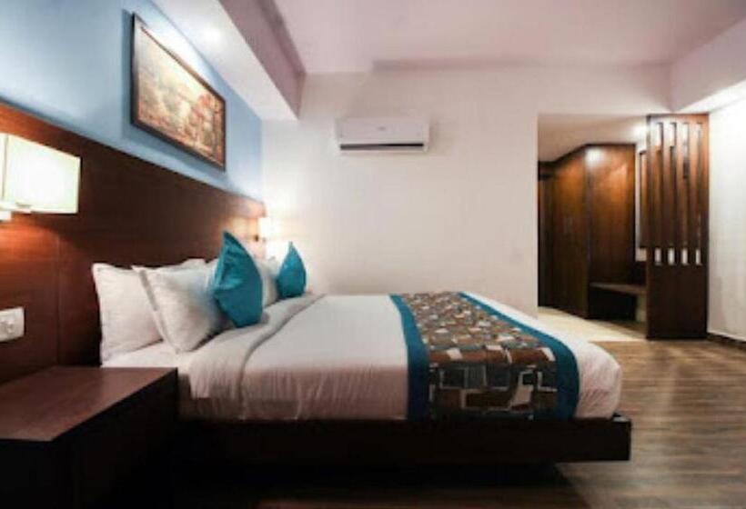 Vrindavan Serenity Hotel & Suites