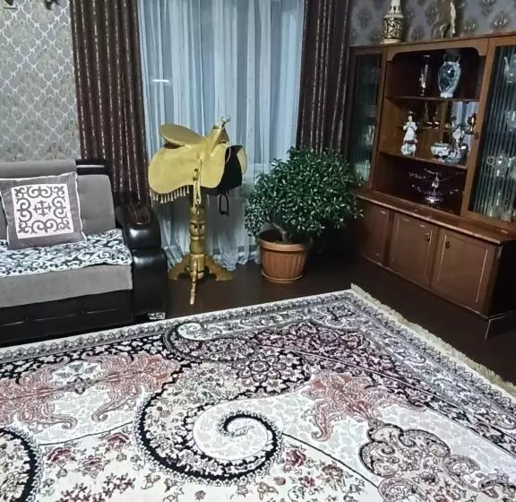 تختخواب و صبحانه Darkhan