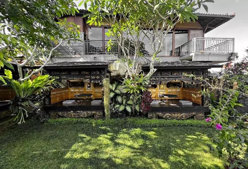 Aamiaismajoitus (B&B) Joyously Raw Villas