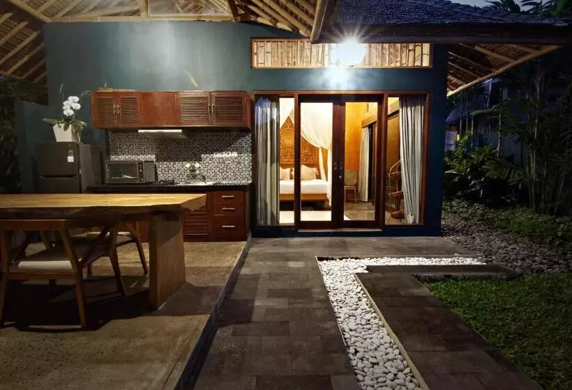 Aamiaismajoitus (B&B) Joyously Raw Villas