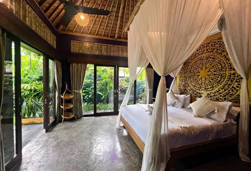 Aamiaismajoitus (B&B) Joyously Raw Villas