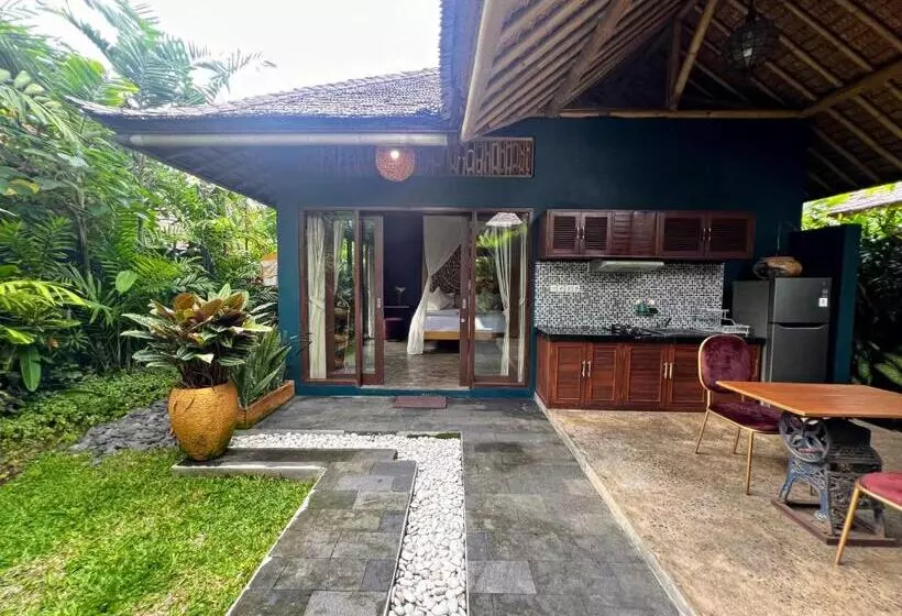 Aamiaismajoitus (B&B) Joyously Raw Villas