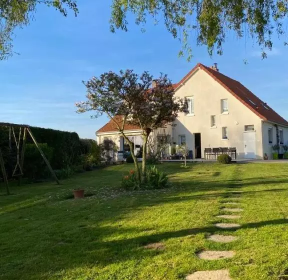 Aamiaismajoitus (B&B) La Maison Bleue