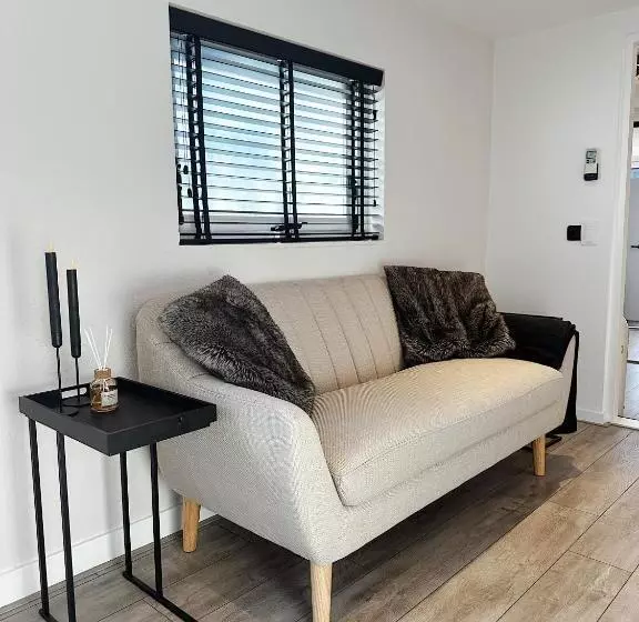 Aamiaismajoitus (B&B) Vakantiehuisje Noé