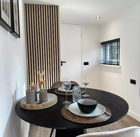 Aamiaismajoitus (B&B) Vakantiehuisje Noé