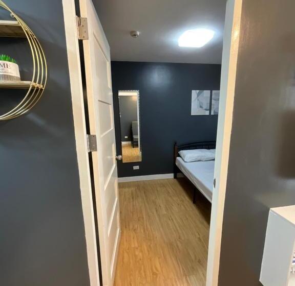 1 Bed 1 Bath Near Airport