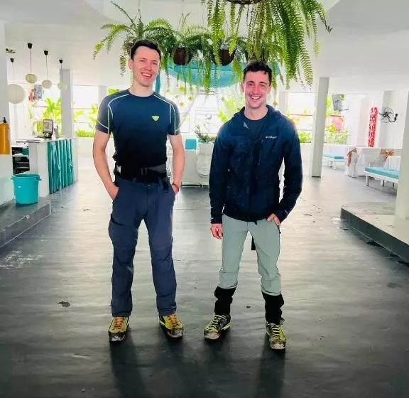 Hotelli Finca En Ricaurte La Puerta Del ángel