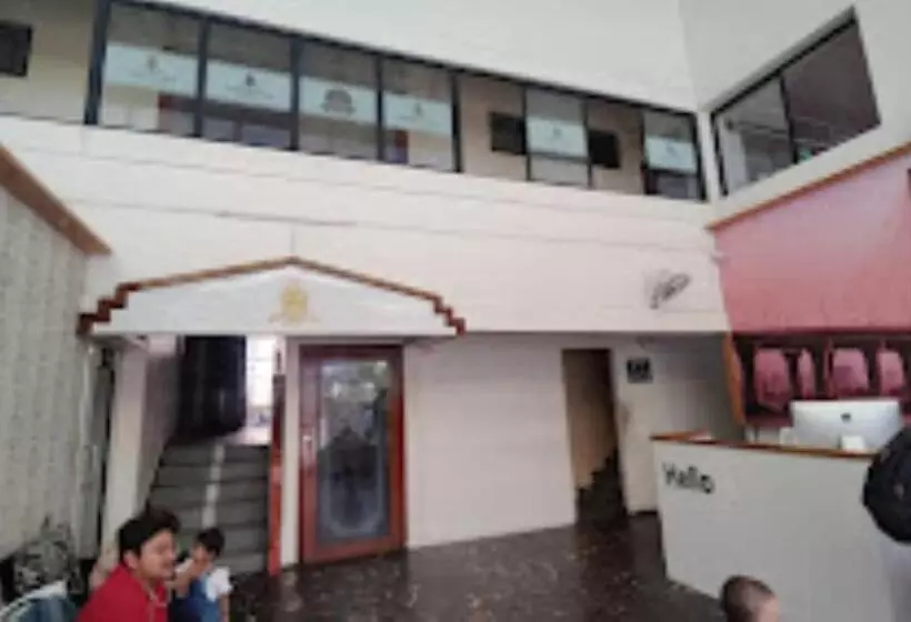 Hotelli Green Field, Satara