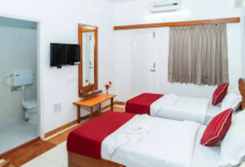 Hotelli Green Field, Satara