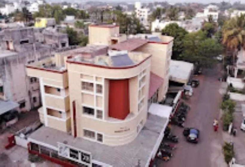 Hotelli Green Field, Satara